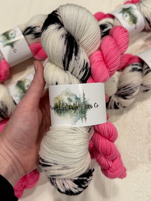 Kaia Papaya Yarn Set